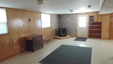6735 Hemlock Ave, Gary, IN 46403 photo 19
