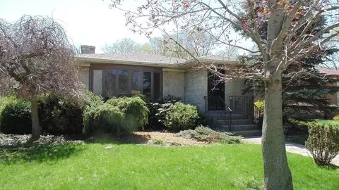 6735 Hemlock Ave, Gary, IN 46403 photo 2