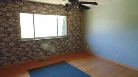 6735 Hemlock Ave, Gary, IN 46403 photo 16