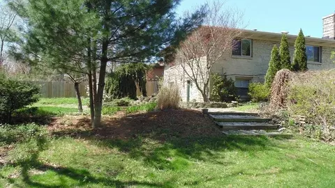 6735 Hemlock Ave, Gary, IN 46403 photo 27