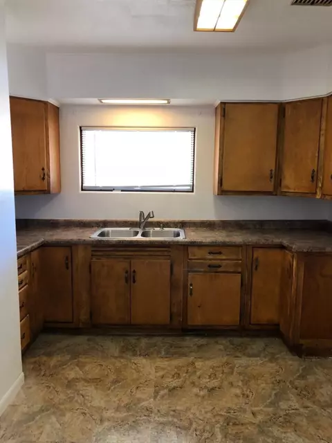 6771 Ash Ave, Gary, IN 46403 photo 3