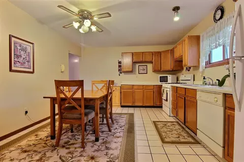 547 Thomas St, Crown Point, IN 46307 photo 7
