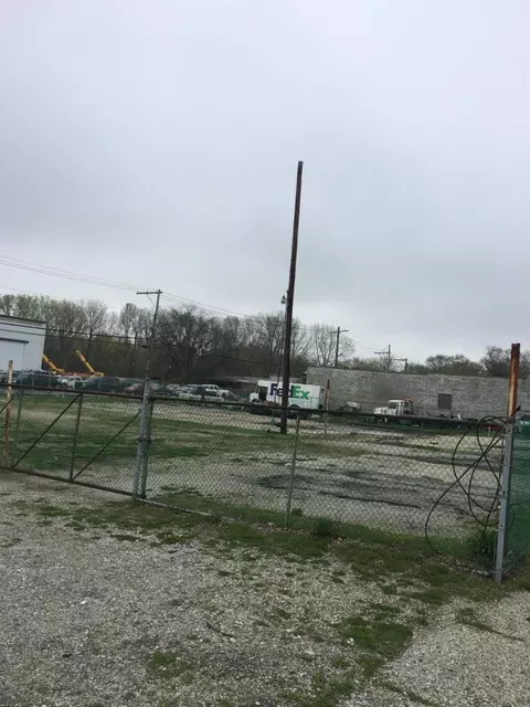 2450 W Ridge Rd, Gary, IN 46408 photo 2