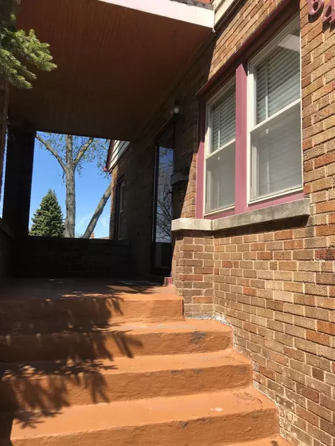 645 Burton Ct, Whiting, IN 46394 photo 3