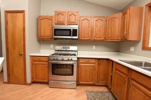 3127 Devonshire Cir, Crown Point, IN 46307 photo 5
