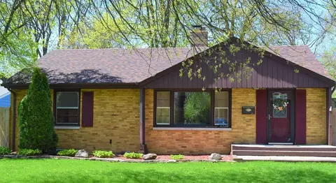 8226 Baring Ave, Munster, IN 46321 photo 2