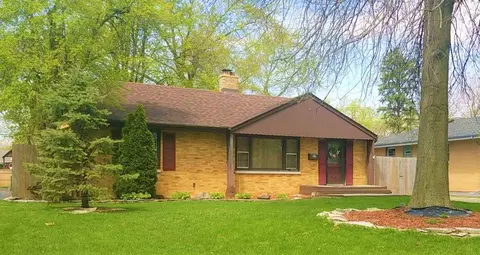 8226 Baring Ave, Munster, IN 46321 photo 3