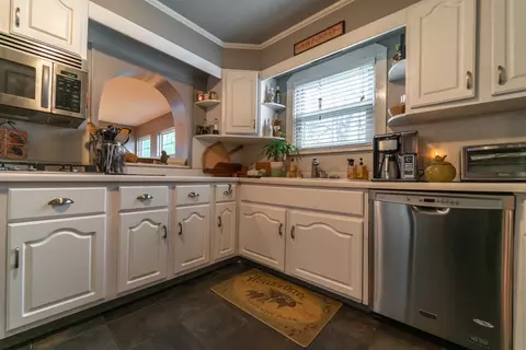 701 E South St, Crown Point, IN 46307 photo 10