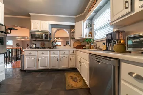 701 E South St, Crown Point, IN 46307 photo 9