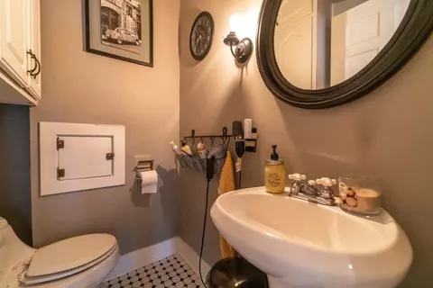 701 E South St, Crown Point, IN 46307 photo 28