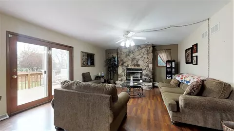 354 Canterbury Rd, Griffith, IN 46319 photo 12