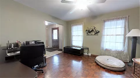 354 Canterbury Rd, Griffith, IN 46319 photo 6