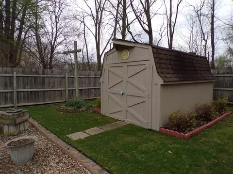4996 N 425, Rolling Prairie, IN 46371 photo 18