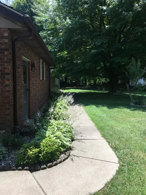 4996 N 425, Rolling Prairie, IN 46371 photo 3