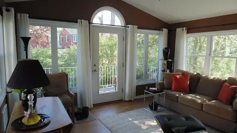 8545 Pine Ave, Gary, IN 46403 photo 10