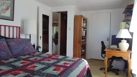 8545 Pine Ave, Gary, IN 46403 photo 17