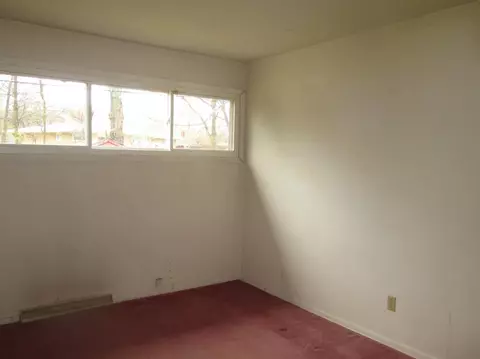 6812 Ash Pl, Gary, IN 46403 photo 9