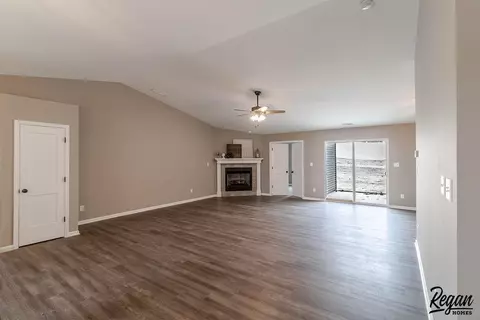 7841 Wright St, Merrillville, IN 46410 photo 10
