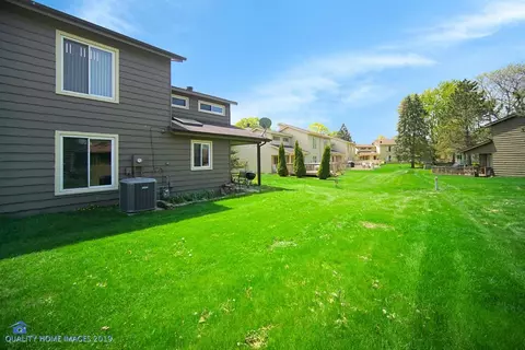 1876 Springvale Dr, Crown Point, IN 46307 photo 24