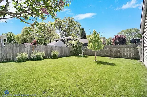 1219 W Elm Pl, Griffith, IN 46319 photo 16
