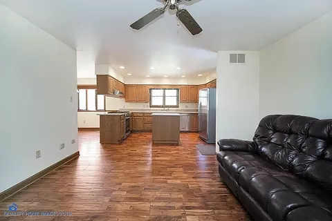 1219 W Elm Pl, Griffith, IN 46319 photo 8