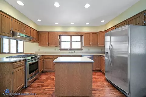 1219 W Elm Pl, Griffith, IN 46319 photo 6
