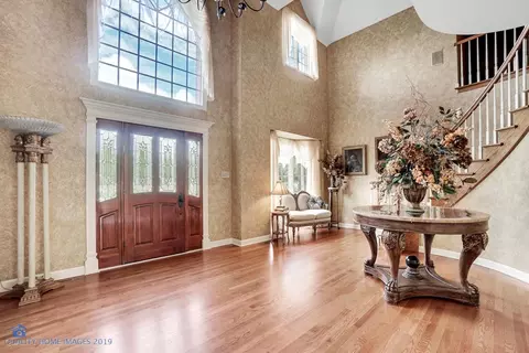 1024 Tryall Ln, Dyer, IN 46311 photo 4