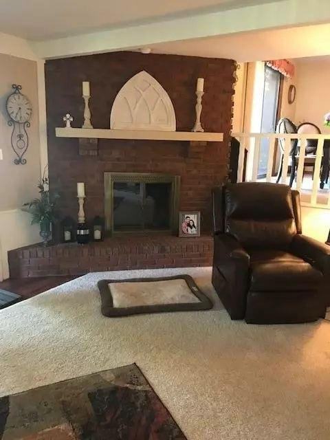 9873 E Oakridge Dr, Saint John, IN 46373 photo 11
