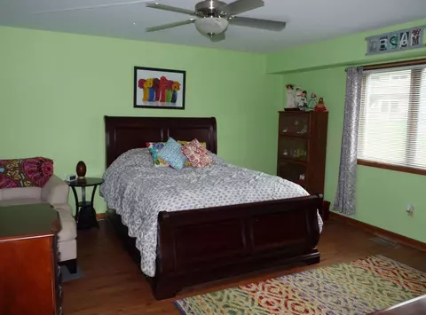 1815 Springvale Dr, Crown Point, IN 46307 photo 9