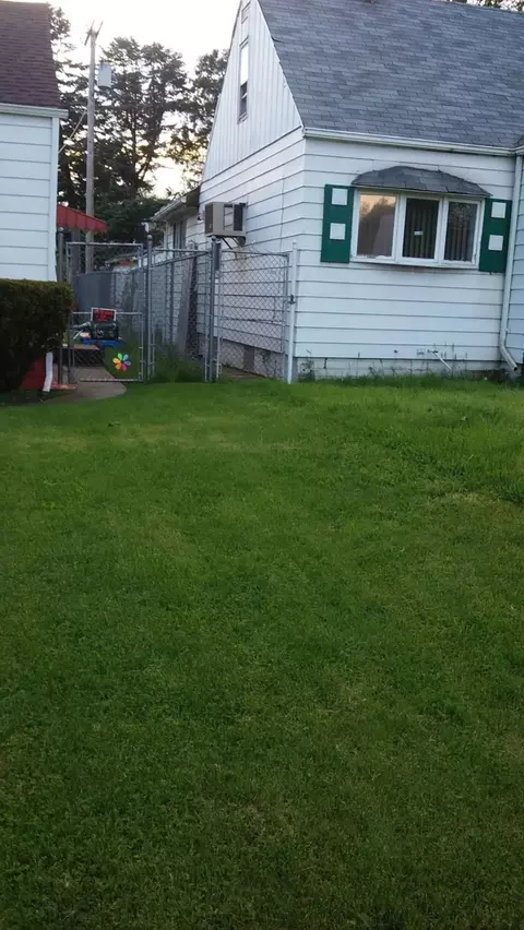 3536 Pierce St, Gary, IN 46408 photo 2
