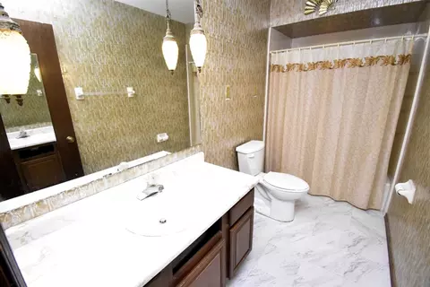 9352 Buchanan St, Crown Point, IN 46307 photo 11