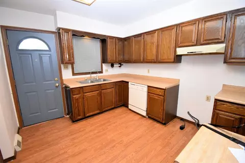 9352 Buchanan St, Crown Point, IN 46307 photo 5