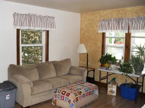 814 N Broad St, Griffith, IN 46319 photo 5