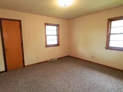 8124 Jackson Ave, Munster, IN 46321 photo 8