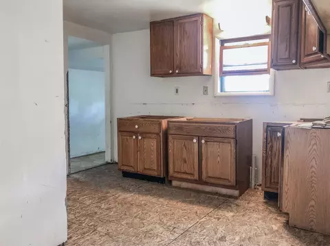2732 W 41st Ave, Gary, IN 46408 photo 8