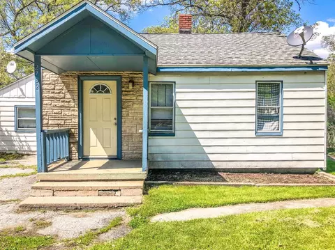 2732 W 41st Ave, Gary, IN 46408 photo 3