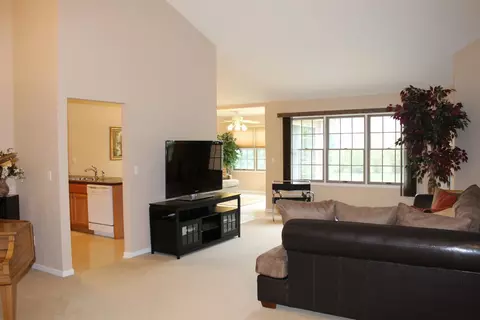 1847 Windfield Dr, Munster, IN 46321 photo 9