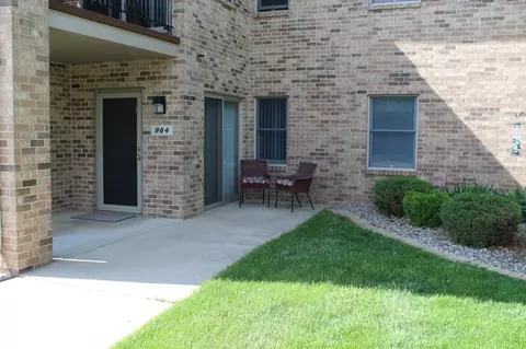 964 Elm Dr, Crown Point, IN 46307 photo 2