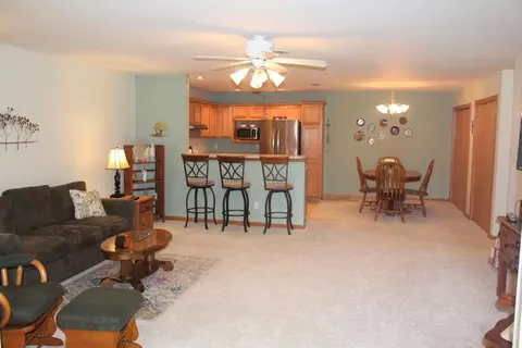 964 Elm Dr, Crown Point, IN 46307 photo 3