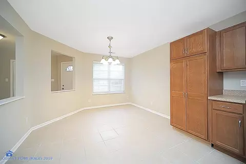 7032 Tompkins Ct, Schererville, IN 46375 photo 6