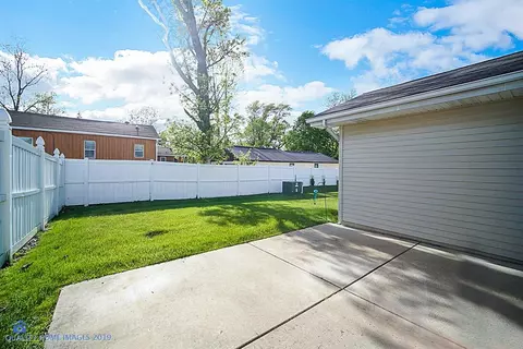 7032 Tompkins Ct, Schererville, IN 46375 photo 18