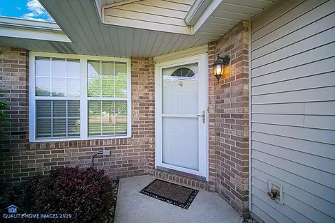 7032 Tompkins Ct, Schererville, IN 46375 photo 2