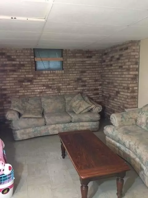 201 E Avenue C, Griffith, IN 46319 photo 11