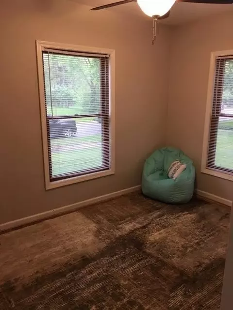 201 E Avenue C, Griffith, IN 46319 photo 7