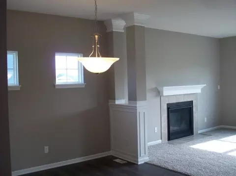 8819 Drake Dr, Saint John, IN 46373 photo 2