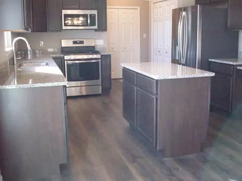 8819 Drake Dr, Saint John, IN 46373 photo 3