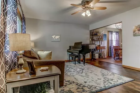 111 Schmidt Dr, Dyer, IN 46311 photo 3