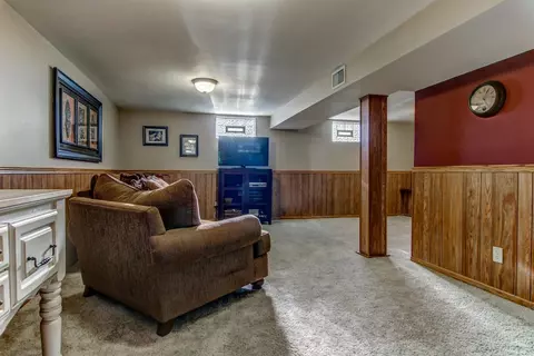 111 Schmidt Dr, Dyer, IN 46311 photo 16