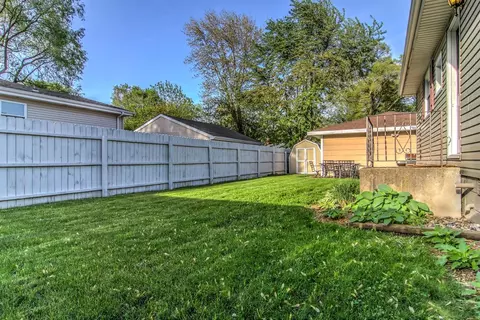 111 Schmidt Dr, Dyer, IN 46311 photo 21