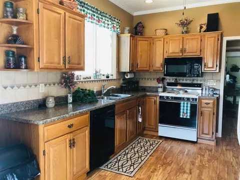 402 N Washington Ave, Fowler, IN 47944 photo 10